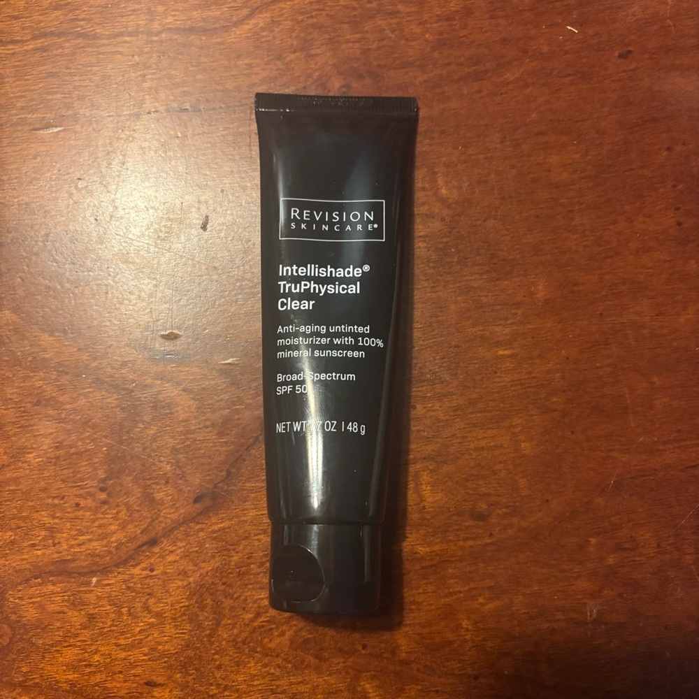 Revision Skincare Intellishade TruPhysical Clear Moisturizer